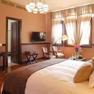 Hotel Boutique Castillo Rojo