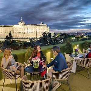 Apartosuites Jardines De Sabatini